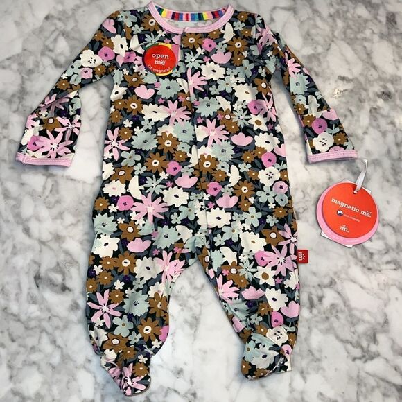NWT MAGNETIC ME FLORAL FOOTIE WITH RUFFLE BUTT 0/3M - Picture 1 of 7